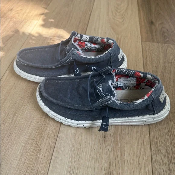 Hey Dudes women’s - Picture 4 of 6